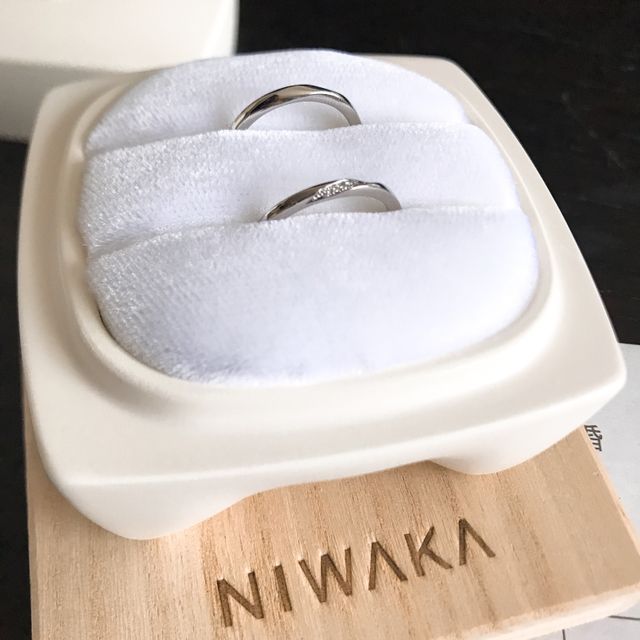 【俄(にわか)の口コミ】 いろいろな指輪のブランドを見ていく中で、私達夫婦は和装を着ることが多…