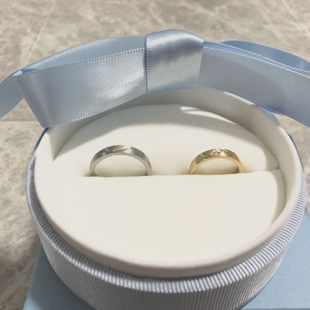 【【閉業】フラー・ジャコー(FURRER-JACOT)の口コミ】 個人的に歳を重ねても素敵に見える太めの指輪で、デザイン性が高く、イエ…