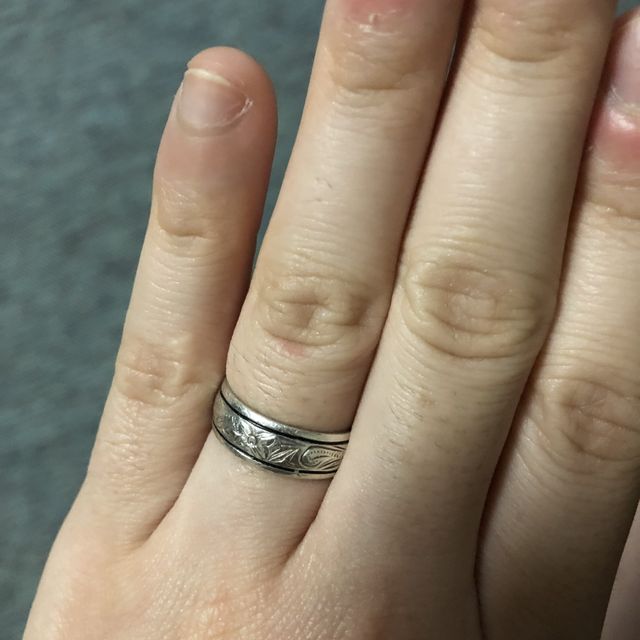 【ラウレア(Laulea)の口コミ】 カルティエ、ヴィトンなど周りはハイブランド。
しかし、絶対ハワイアンジ…