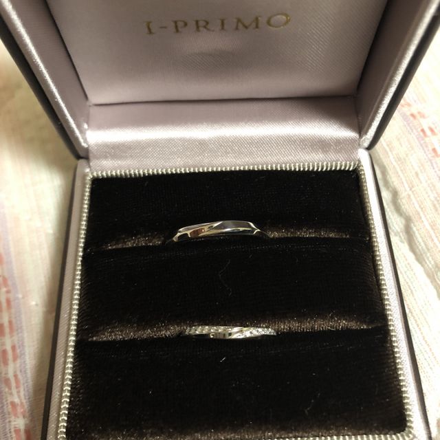 【アイプリモ(I-PRIMO)の口コミ】 いろいろな指輪を見に行きましたがいいのがないなと思い、アイプリモへ。…