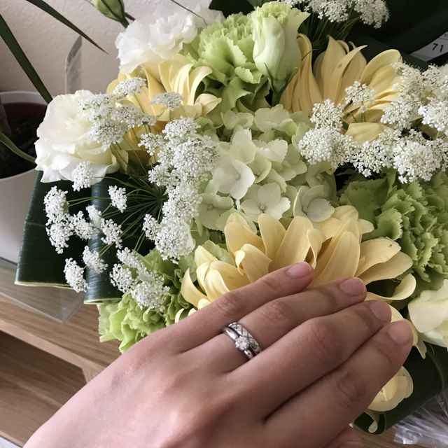 【シャネル(CHANEL)の口コミ】 シャネルに決めようと思い来店。
デザインはマトラッセがまるみをおびてい…