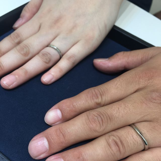 【4℃ BRIDAL(ヨンドシーブライダル)の口コミ】 彼女が似合うと言ってくれたからですね！
僕自身も一目惚れに近い感覚だっ…