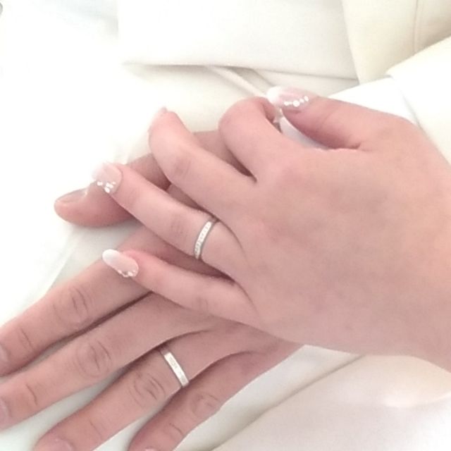 【ティファニー(Tiffany & Co.)の口コミ】 あまりゴテゴテしたデザインは好きではないのですが
この指輪を初めて見た…