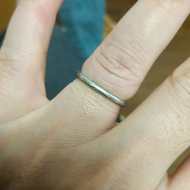 【カルティエ(Cartier)の口コミ】 指輪のデザインがとてもシンプルだったことが決め手です。また、カルティ…