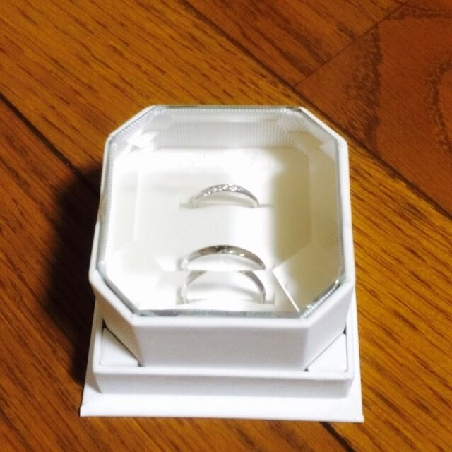 【4℃ BRIDAL(ヨンドシーブライダル)の口コミ】 結婚するまでに着けていたペアリングはダイヤがセンターにあるもので良く…