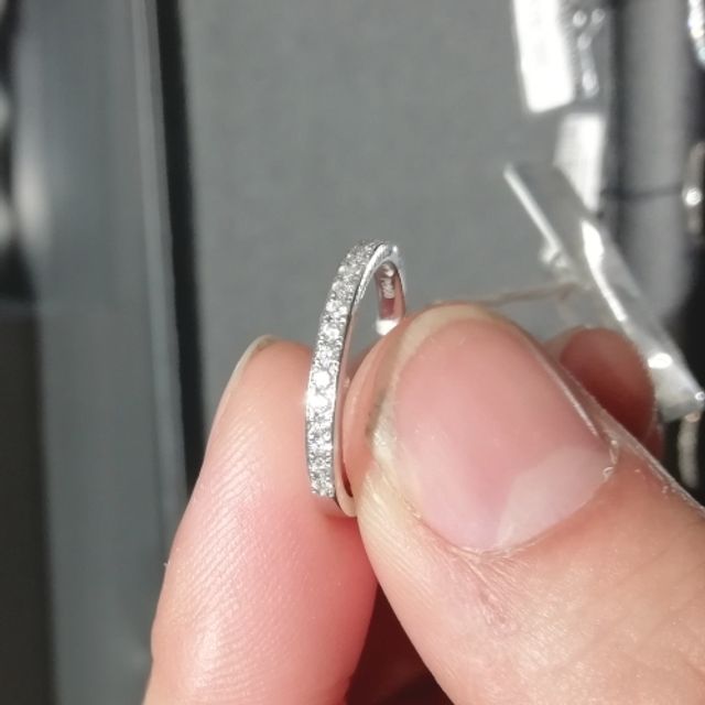 【エクセルコダイヤモンド(EXELCO DIAMOND)の口コミ】 ハーフエタニティリングの種類が多く、その中でも特に気に入ったデザイン…