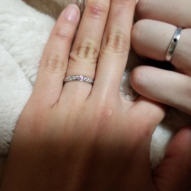 【宝寿堂(ほうじゅどう)の口コミ】 新婦の方は、ウェーブ状でダイヤモンドがしっかり入っていて、ピンクダイ…