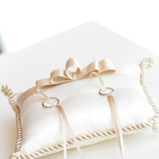 【Ponte Vecchio(ポンテヴェキオ)の口コミ】 シンプルなデザインを探していました。結婚指輪なので普段使いのカジュア…