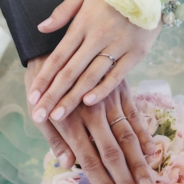 【4℃ BRIDAL(ヨンドシーブライダル)の口コミ】 ブランドにこだわりがなく
・高価過ぎず、日常気軽に使えるもの
・着けた…