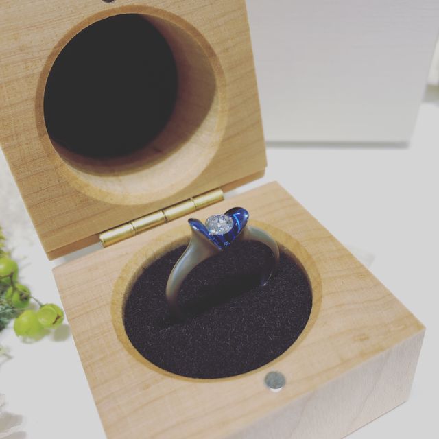 【SORA(ソラ)の口コミ】 人とは違う珍しいデザインで、ダイヤが主役になるものにしたいと思ってい…