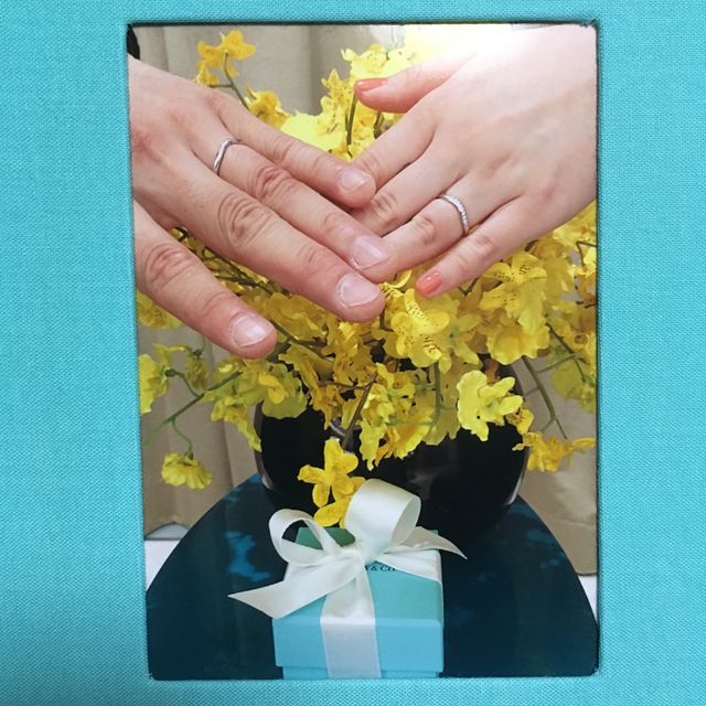 【ティファニー(Tiffany & Co.)の口コミ】 デザインに惹かれて。
ウェーブがかった形がすごく指にフィットし、直感で…