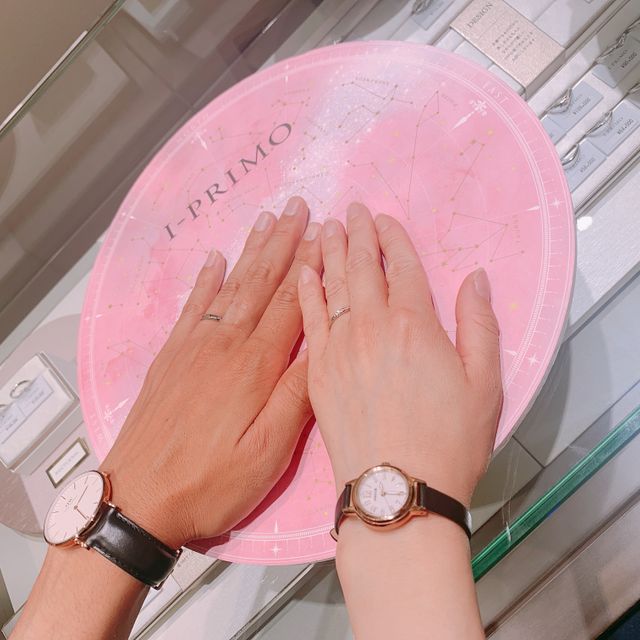 【アイプリモ(I-PRIMO)の口コミ】 指輪のデザインが気に入り、着用しても綺麗に見えたため。どのような見え…