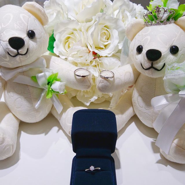 【4℃ BRIDAL(ヨンドシーブライダル)の口コミ】 ダイヤの質や見た目がすごくいいところとデザインがかわいいところにひか…