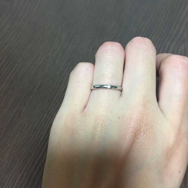 【銀座ダイヤモンドシライシの口コミ】 結婚して10年になります。結婚指輪を購入していなかったので10年を機に購…