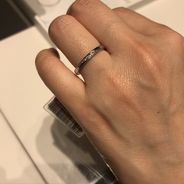 【4℃ BRIDAL(ヨンドシーブライダル)の口コミ】 初めて指輪を購入するに当たって、こちらの要望などを色々と相談したとこ…