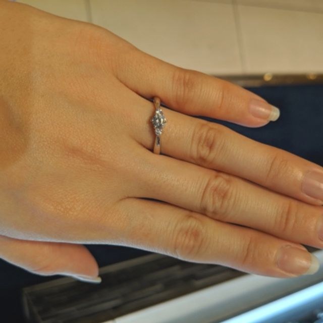 【VENUS TEARS(ヴィーナスティアーズ)の口コミ】 元々イメージしていたリングは可愛すぎない感じで基本的にはシンプルなも…