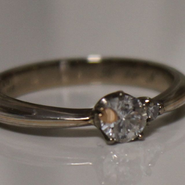 【杢目金屋(もくめがねや)の口コミ】 伝統的な金属加工技術である杢目金を使っているので、世界にひとつの模様…