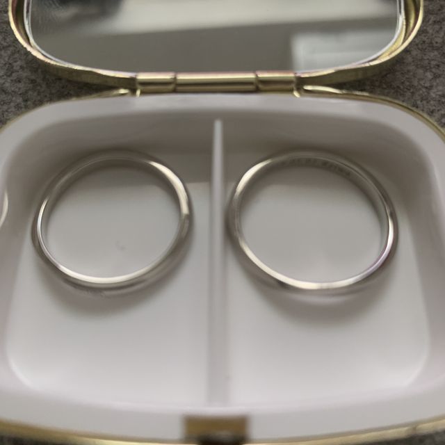 【アイプリモ(I-PRIMO)の口コミ】 女性の方のダイヤのデザインが、自分からもよく見えるが、外に向けてより…