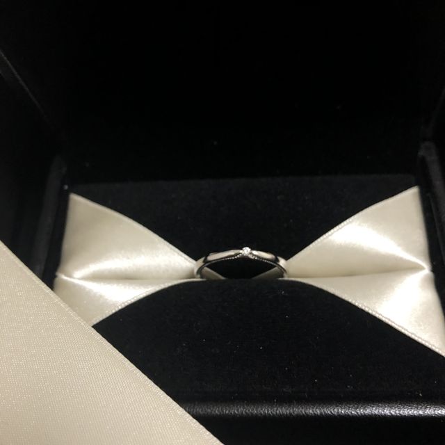 【エクセルコダイヤモンド(EXELCO DIAMOND)の口コミ】 彼とお揃いのデザインが良くて、他のブランドを初めに見に行ったのですが…