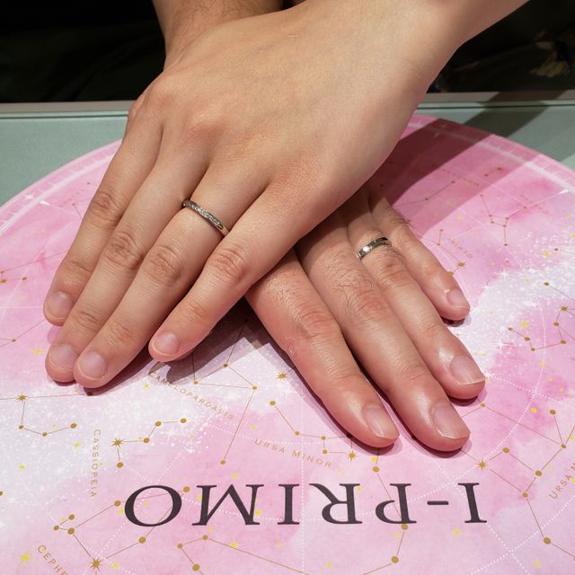 【アイプリモ(I-PRIMO)の口コミ】 一目惚れでした。ダイヤの輝きが綺麗で、大きすぎず上品だったのでこちら…