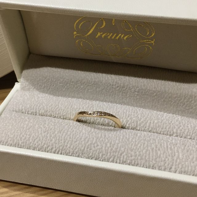 【ハピネスの口コミ】 デザインはあえて以前付けていた物と同じ物にしました。
決め手はカラーに…