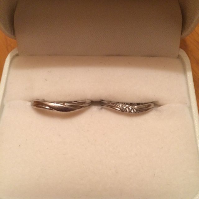 【銀座ダイヤモンドシライシの口コミ】 他にも2店舗見に行ったのですが、見た目が気に入ってもいざつけるとイマイ…