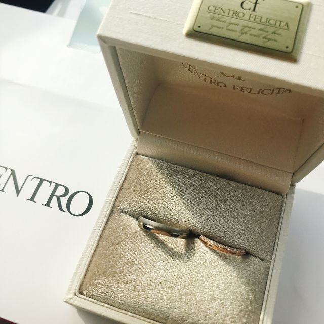 【WEDYの口コミ】 デザインが上下違うので、向きをつか変えて気分が変わる。
その時のイベン…