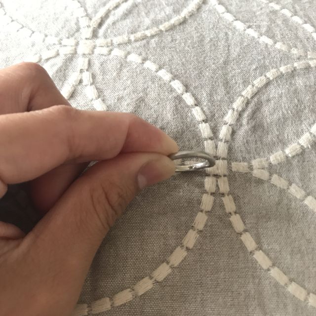 【STAR JEWELRY(スタージュエリー)の口コミ】 ただの丸よりこのカーブした？デザインのほうが指が綺麗に見えるかなと思…