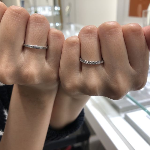 【festaria bijou SOPHIA(フェスタリア ビジュソフィア)の口コミ】 ハーフエタニティで探していました。こちらはレールのようなリングにダイ…