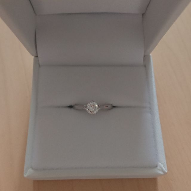 【宝寿堂(ほうじゅどう)の口コミ】 母親の形見である婚約指輪をリフォームしていただきました。
ダイヤモンド…