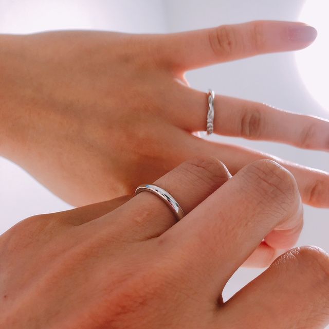 【銀座ダイヤモンドシライシの口コミ】 デザインがとてもすばらしく、二人の希望に合うものに出会えました。
また…