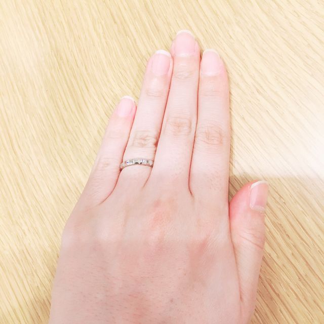 【ブシュロン(BOUCHERON)の口コミ】 人と被らない個性的なブランドがいいな、と思いブシュロンに決めました。…