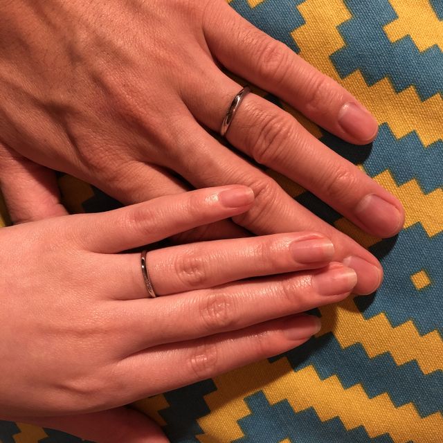 【YUKIZAKI BRIDAL(ユキザキブライダル)の口コミ】 2人の気にいるデザインで、なおかつ2人とも似合う品物がなかなかなく、色…