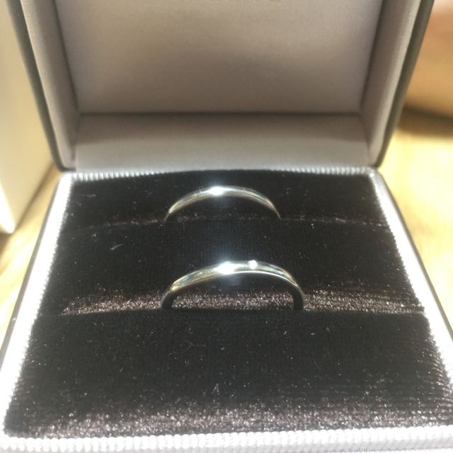 【アイプリモ(I-PRIMO)の口コミ】 シンプルなシルバーのデザインだった事。
また、値段もお手頃であった事。…