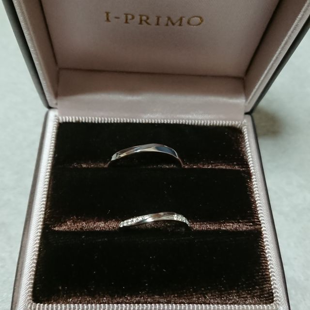 【アイプリモ(I-PRIMO)の口コミ】 指輪のデザインも自分らの希望通りというか。
一目惚れ。
対のデザインで…