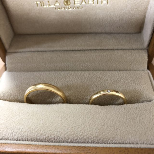 【TILLA EARTH(ティーラアース)の口コミ】 色味が気に入りました。イエローゴールド、ピンクゴールドなどありました…