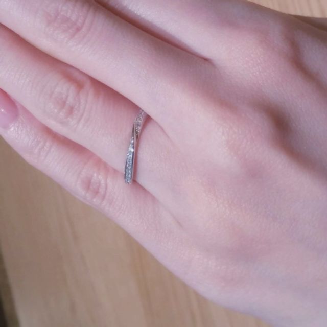 【PORTADA(ポルターダ)の口コミ】 毎日着けたいと思っているので爪などの引っ掛かりが無いほうが良かったの…