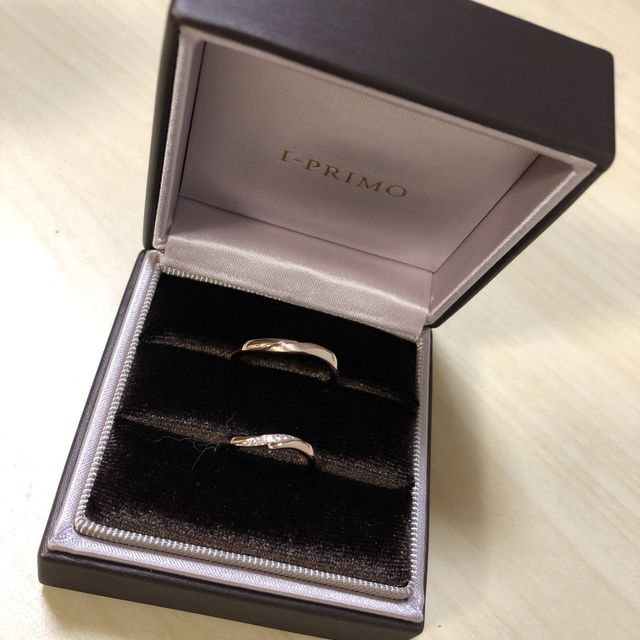 【アイプリモ(I-PRIMO)の口コミ】 2人とも星が好きで指輪の内側にある星マークと
指輪の意味を見て2人にぴっ…