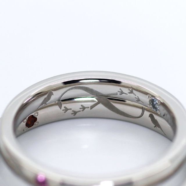 【J.C.BAR(ジェーシーバール)の口コミ】 二人の思い出や趣味、ペットである鳥の細かいデザインまで丁寧にしていた…