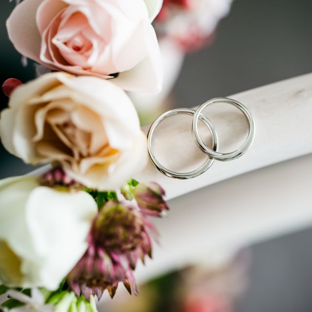 【銀座ダイヤモンドシライシの口コミ】 各々の指の形状や特徴に沿った指輪の形、着用時に外から見た時に指が綺麗…