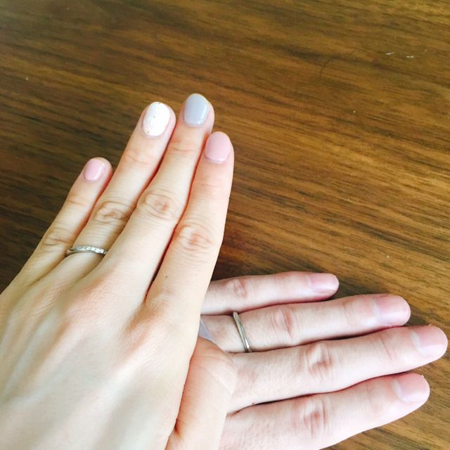 【銀座ダイヤモンドシライシの口コミ】 指輪のデザインは飽きがこないものでシンプルすぎないものが条件でした。…