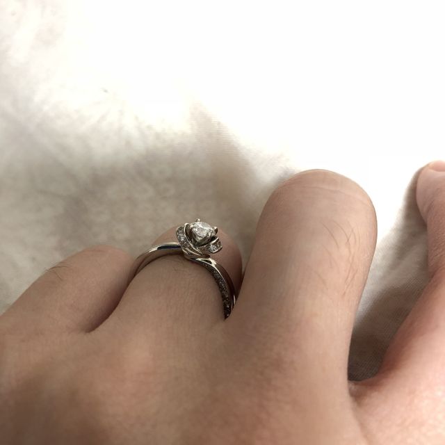 【エクセルコダイヤモンド(EXELCO DIAMOND)の口コミ】 まずはデザインに尽きます。かわいくてお気に入りのデザインが多く、最後…