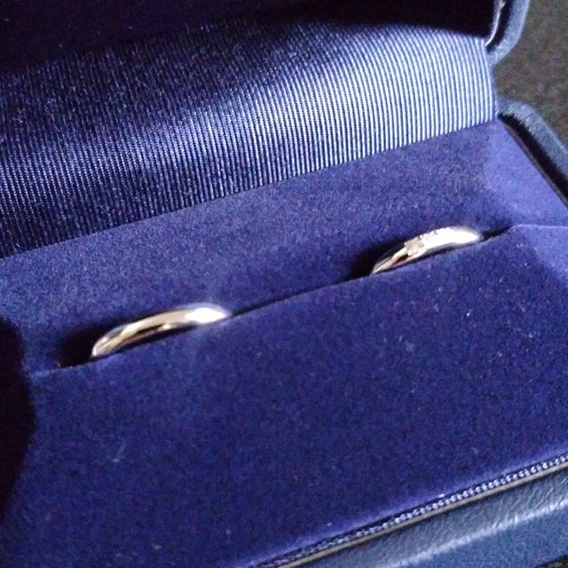 【銀座ダイヤモンドシライシの口コミ】 一番の決め手はつけ心地。比較したブランドの中で一番良かった。ダイヤ3石…