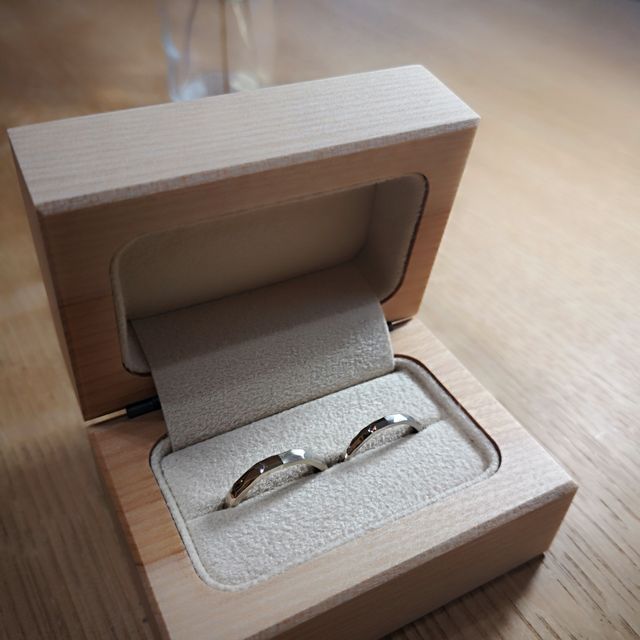 【uchimari(ウチマリ)の口コミ】 妻からInstagramの広告を見せてもらいuchimariを知りました。デザインやテ…