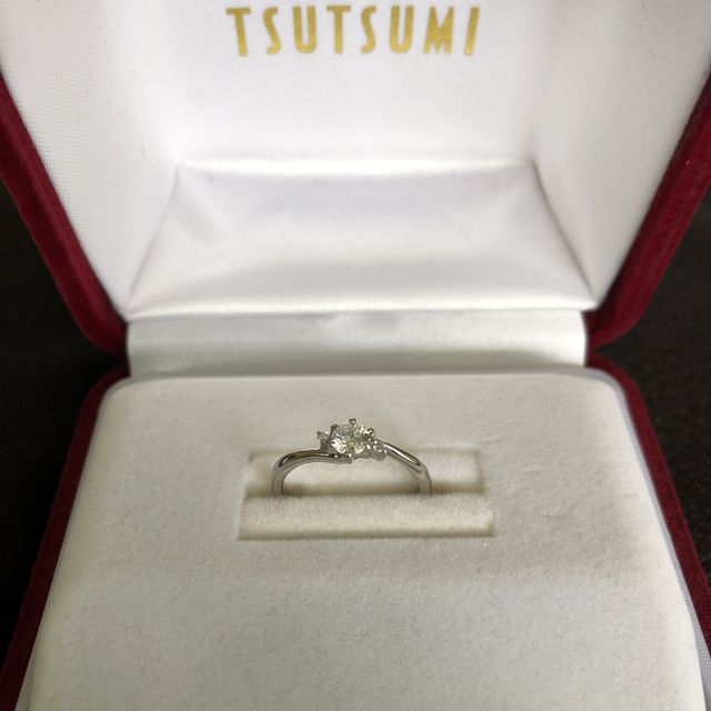【ジュエリーツツミ(JEWELRY TSUTSUMI)の口コミ】 価格も手ごろでかつシンプル、主張し過ぎないダイヤはカジュアルな服装に…