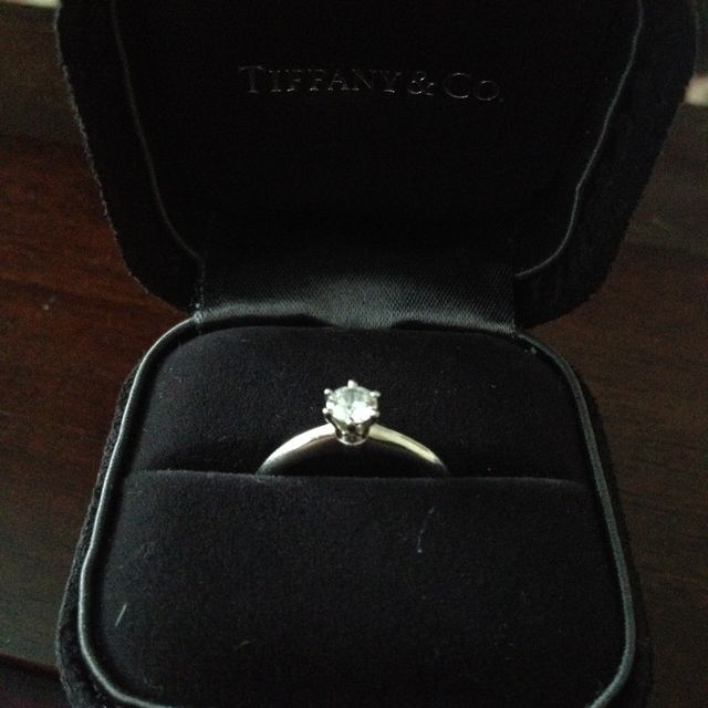 【ティファニー(Tiffany & Co.)の口コミ】 昔からTiffany & Co. が好きで憧れていたので、一生ものの指輪も絶対…