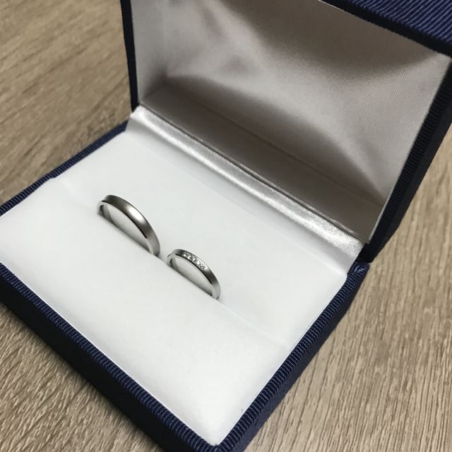 【Ptau(ピトー)の口コミ】 マットデザインというのが珍しく一目惚れで即決でした！シックなデザイン…