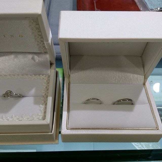 【宝寿堂(ほうじゅどう)の口コミ】 婚約指輪を先に見ます！と伝え、希望を伝える前に指にはめて頂いたのがこ…