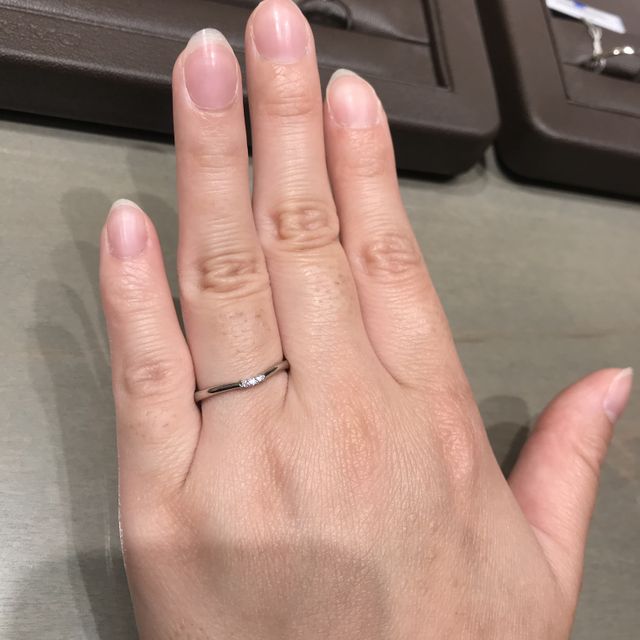 【アイプリモ(I-PRIMO)の口コミ】 ナパイヤは指輪自体も細く、Vラインになっているので私のような短い指でも…