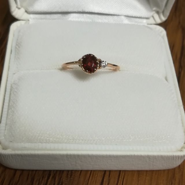 【KAZOKU JEWELLERY(カゾクジュエリー)の口コミ】 デザイナーさんの人柄とjewelryに対しての想いに引かれてKAZOKU JEWELLERY…